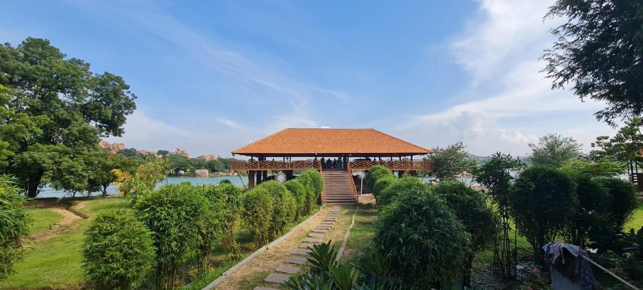 Leo Wodden Resort ハンピ エクステリア 写真